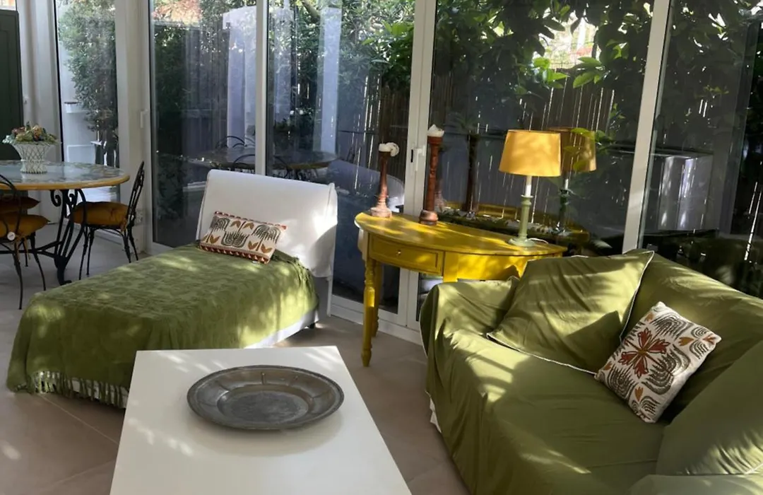 Domus Orestea Luxury Suites-1